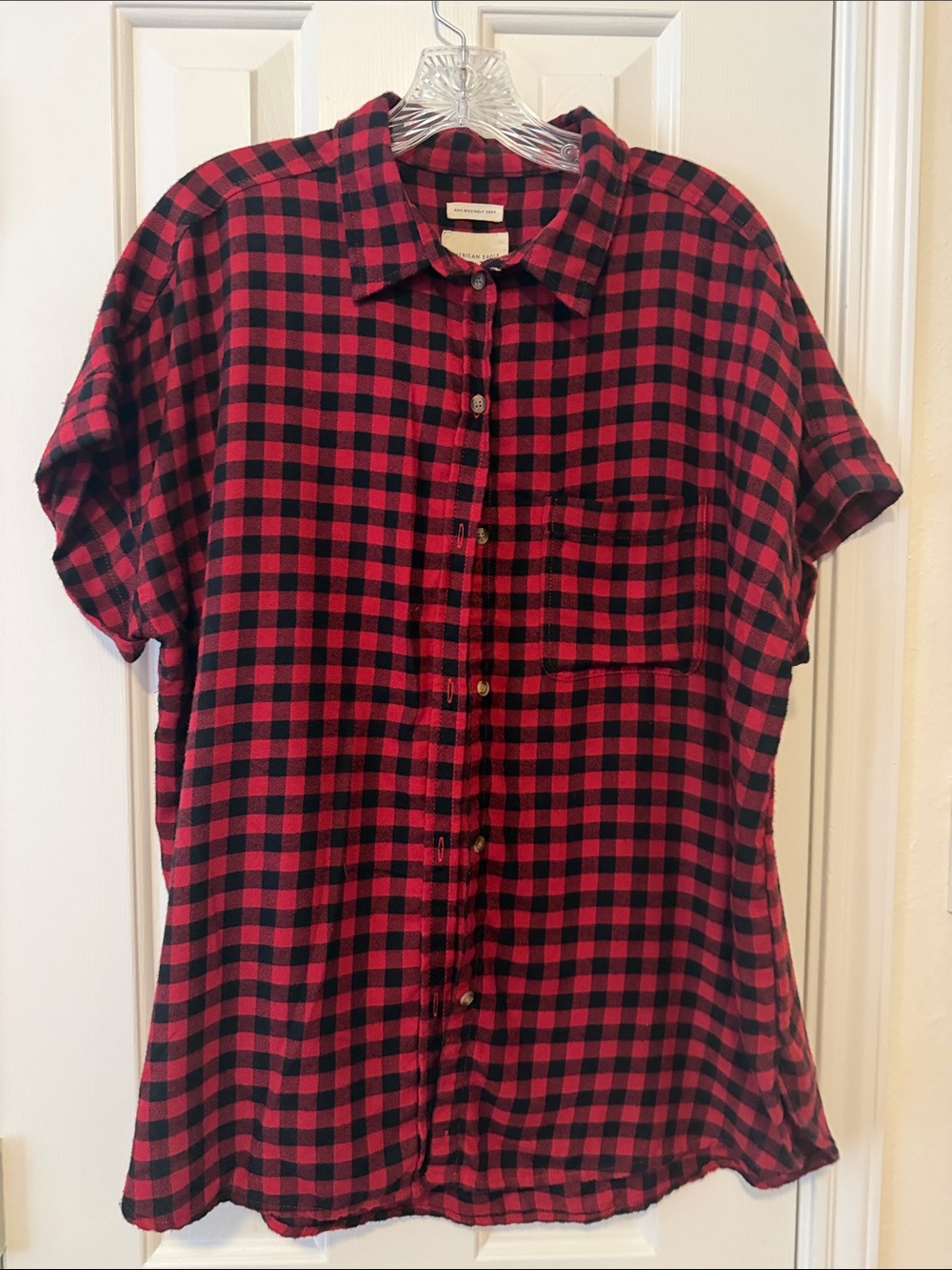 American Eagle Outfitters Red and Black Plaid Short Sleeve Button-Down Shirt